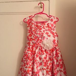 Girls dress